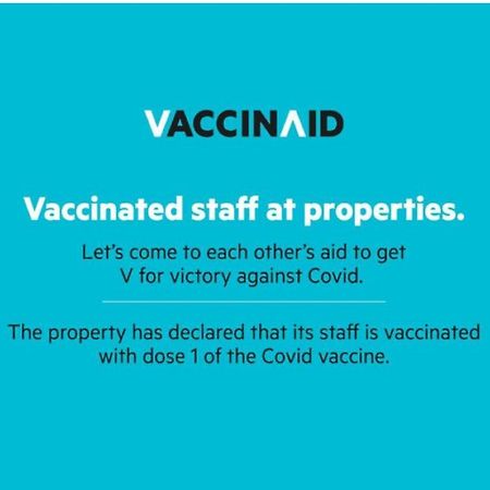 Vaccinated Staff - Oyo 3523 Gong Corner Homestay Kuta  Bagian luar foto